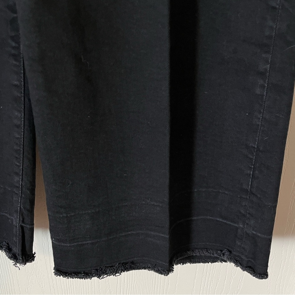 H&M Women's Black Wide-Leg Cropped Distressed Hem Jeans Size 14 - Picture 2 of 11